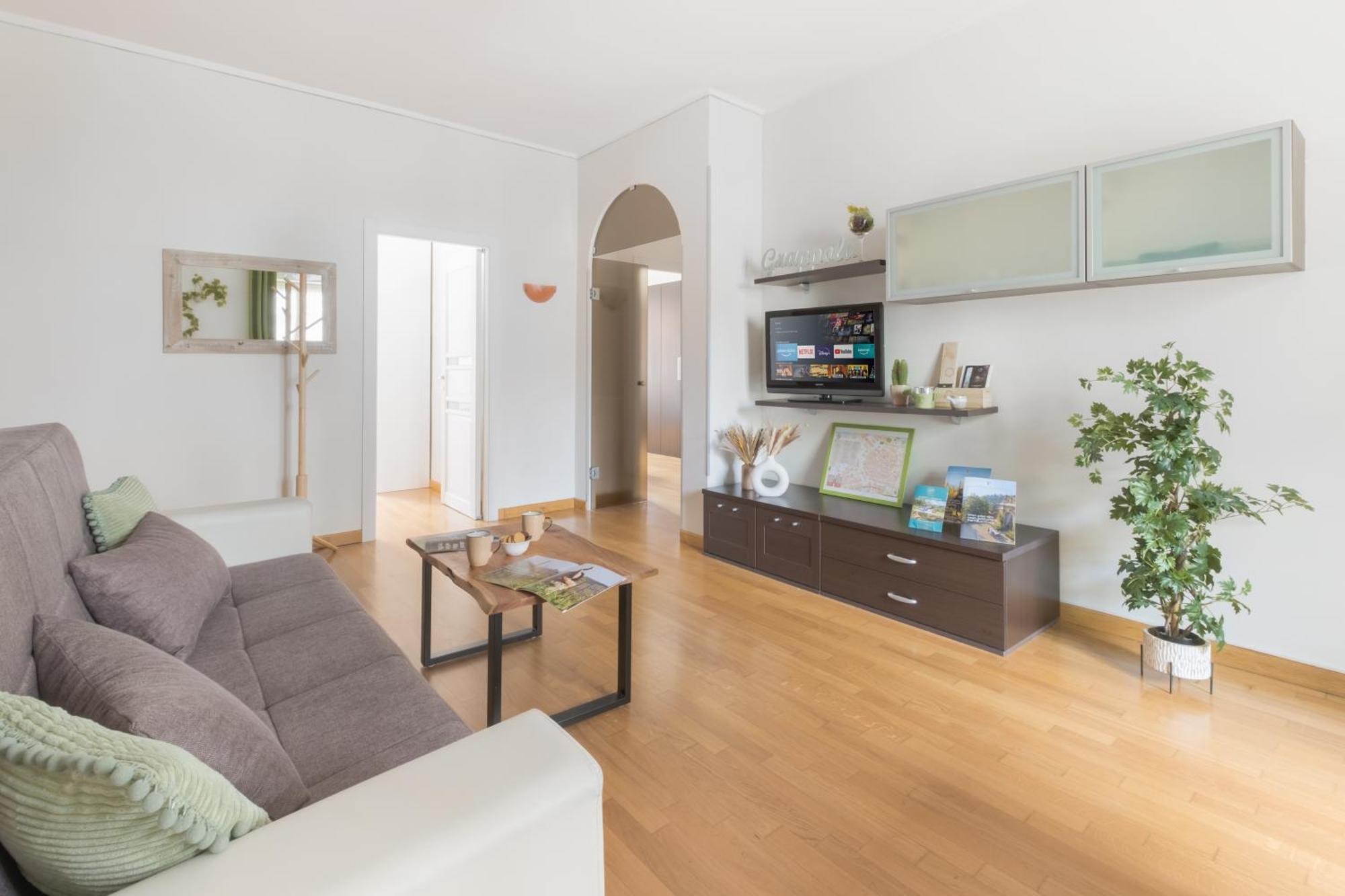 2-Bedroom Apartment In Alba With Free Parking And Air Conditioning Eksteriør bilde